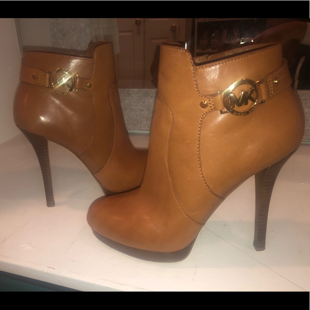 Michael Kors booties 9